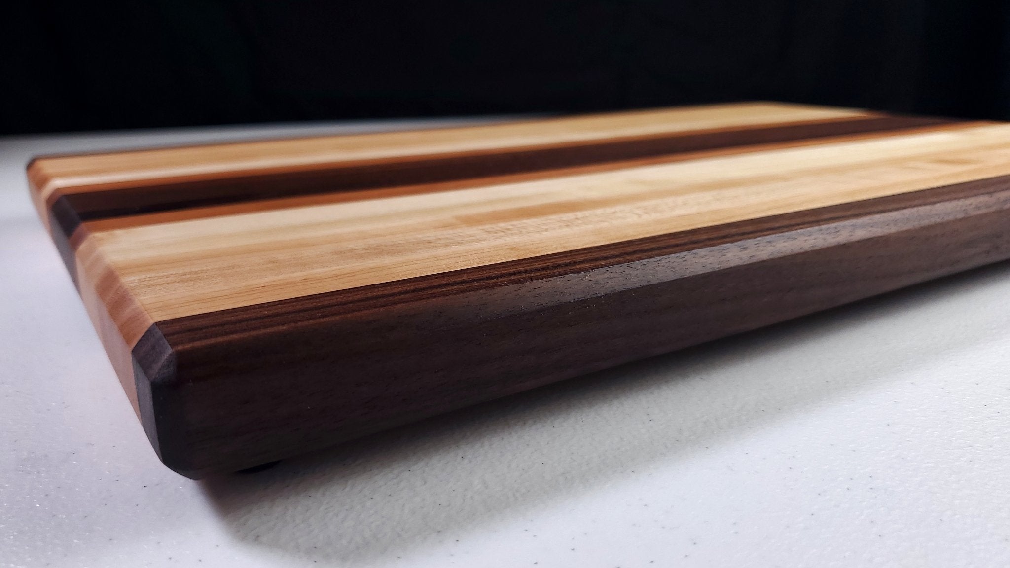 Handmade Wood online Cutting Board - Maple/Sapele/Walnut